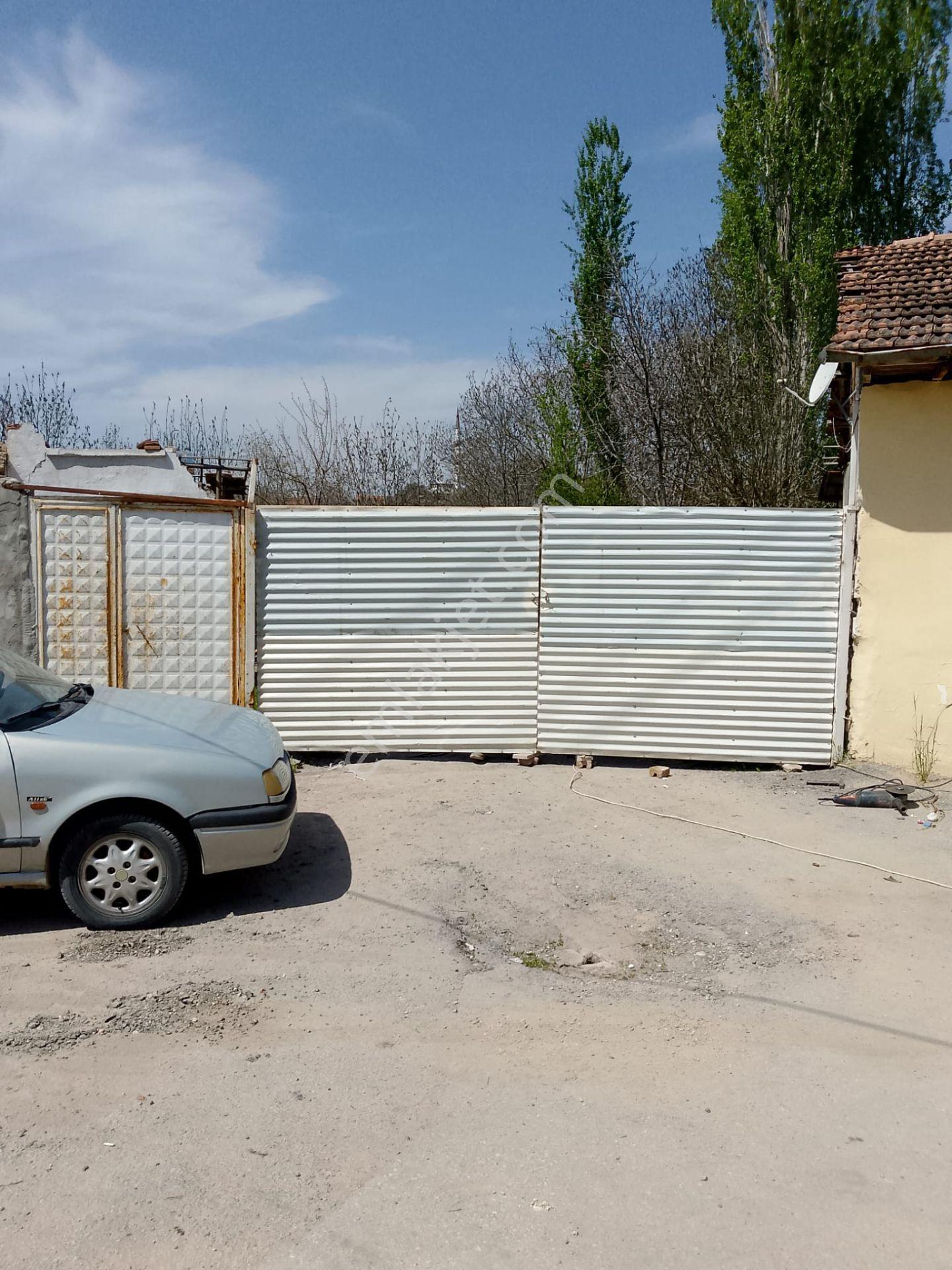 Kaynarcada Satılık 500 Metre Konut İmarlı Arsa İmarda Kalan 260 Metre Araç Takaslı - Görsel 3