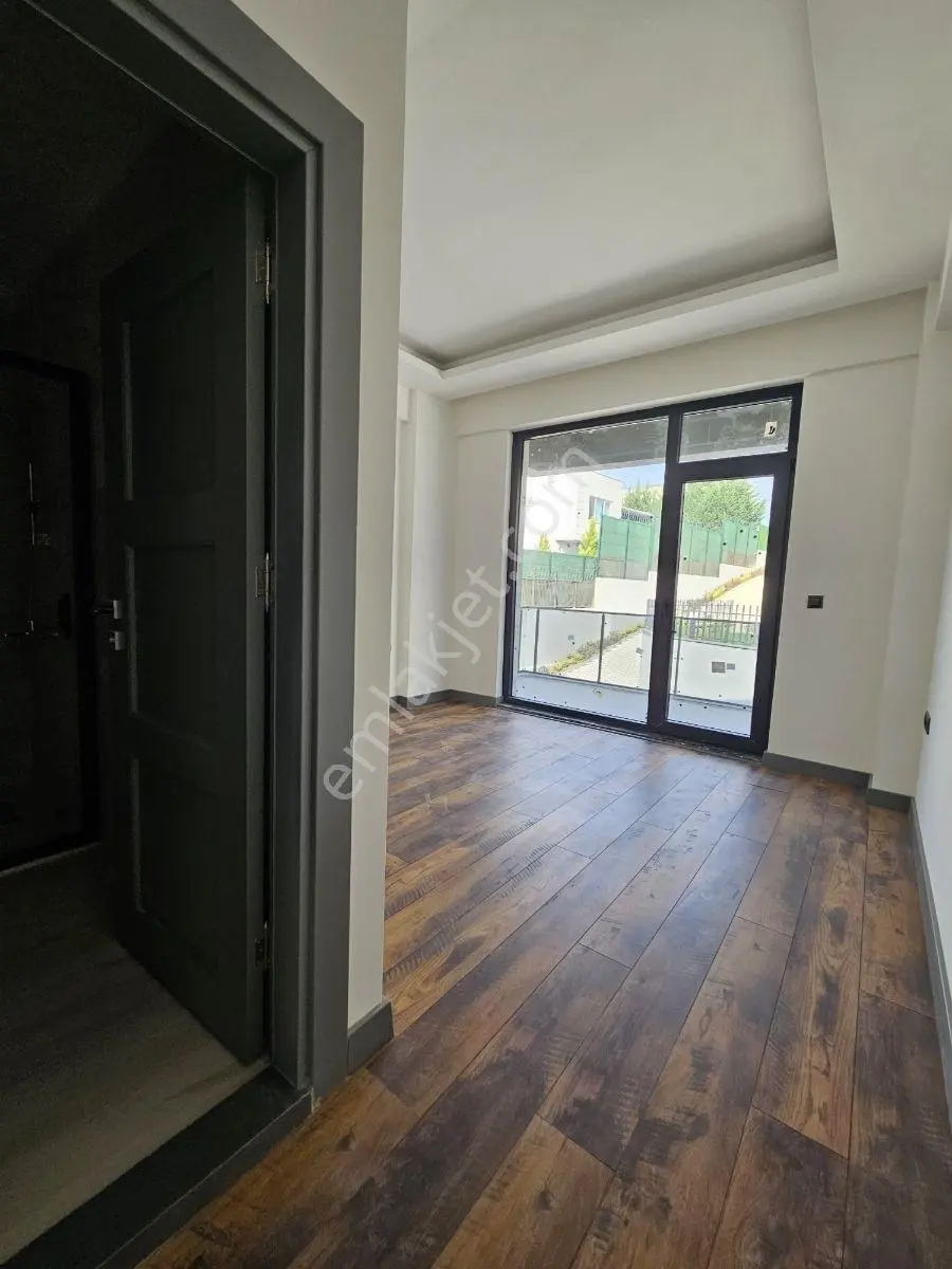 19 Mayıs Mahalllesinde Havuzlu 4+1 Kiralık Lüks Villa - Görsel 3