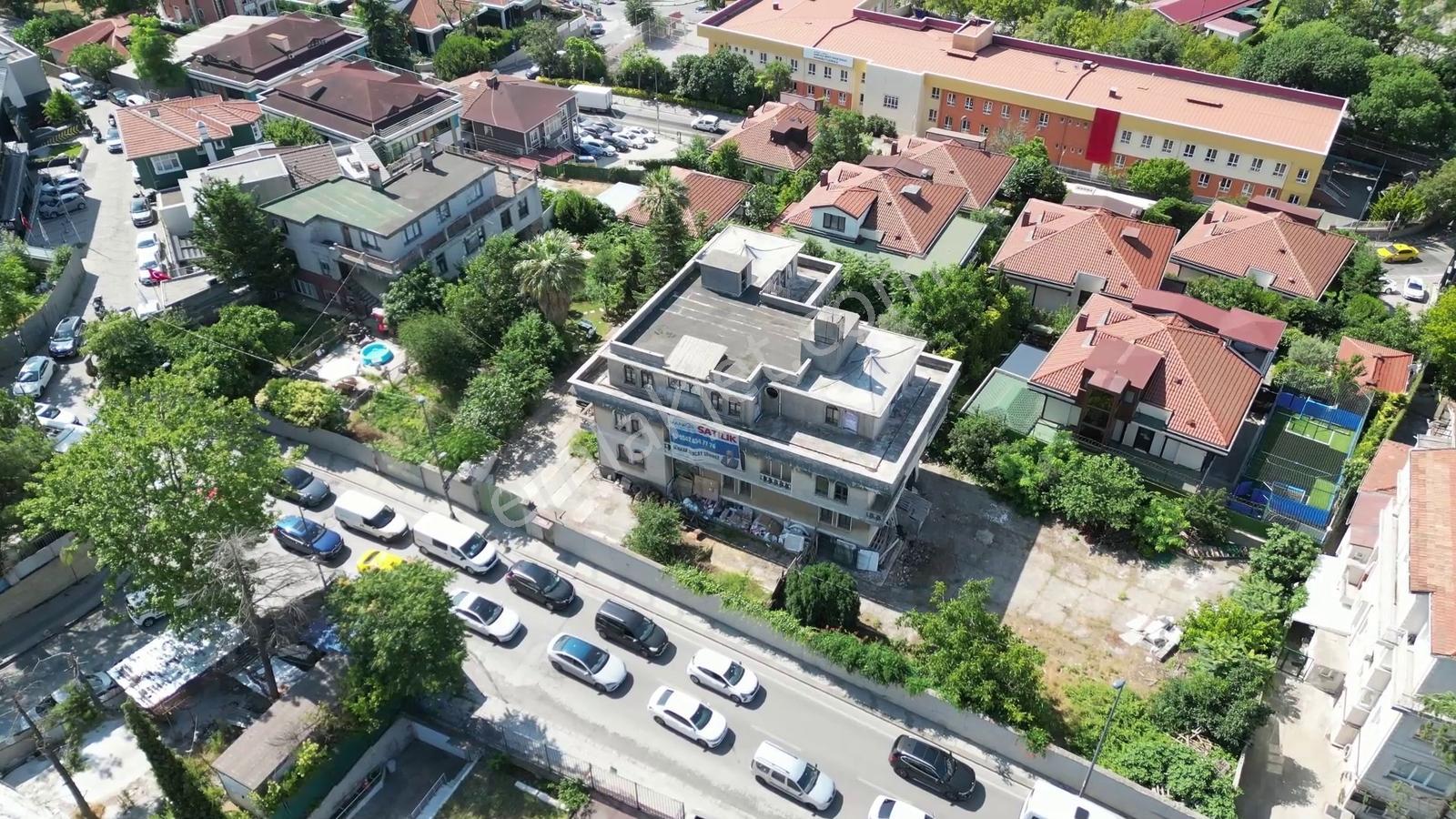 Anka Real Estate/ Kısıklı Alemdağ Caddesinde Satılık Müstakil Ev