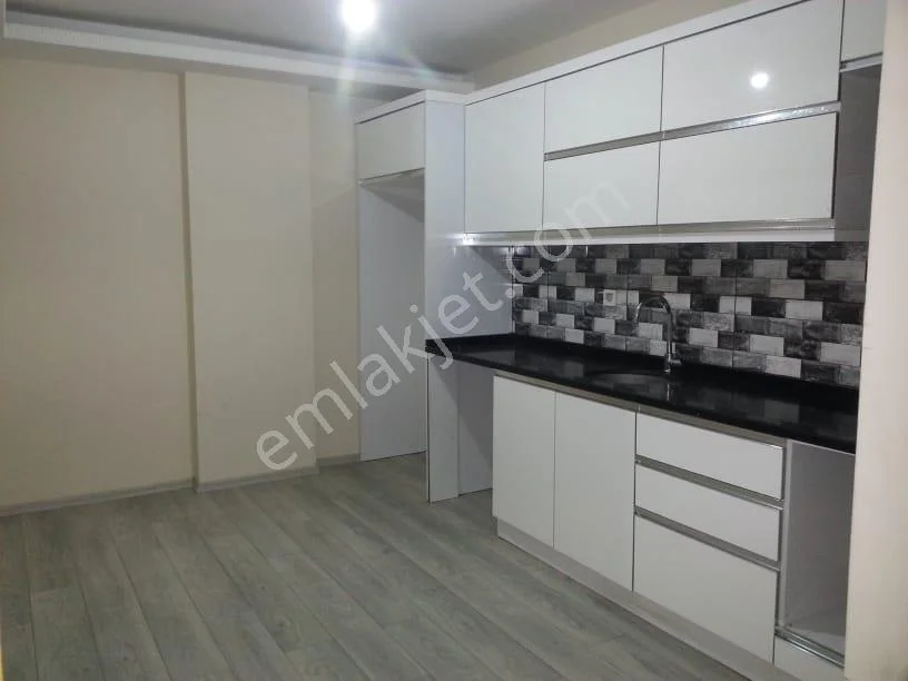 Bursa Nilüfer Beşevler Konak Mah. Kiralık 80 M2 İş Yeri - Home Ofis 24.000 Tl - Görsel 5