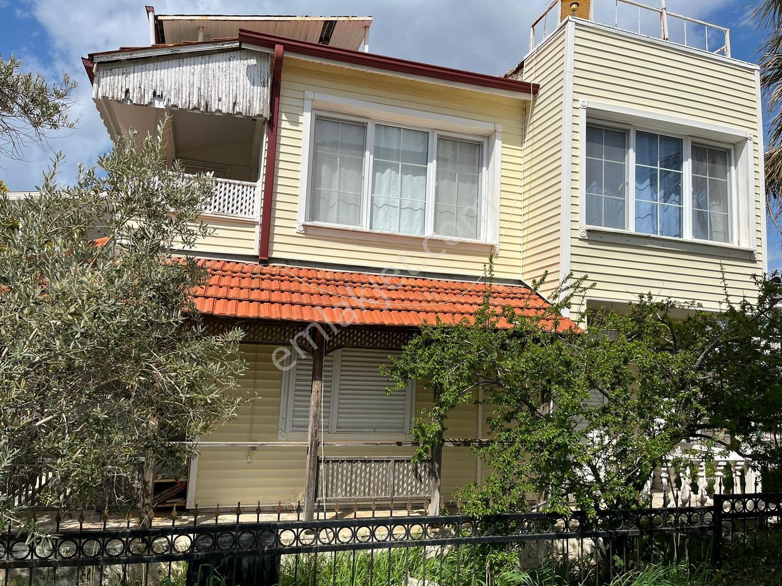 Ayvalık Altınova Sahil Sitesinde Satılık Villa - Görsel 22