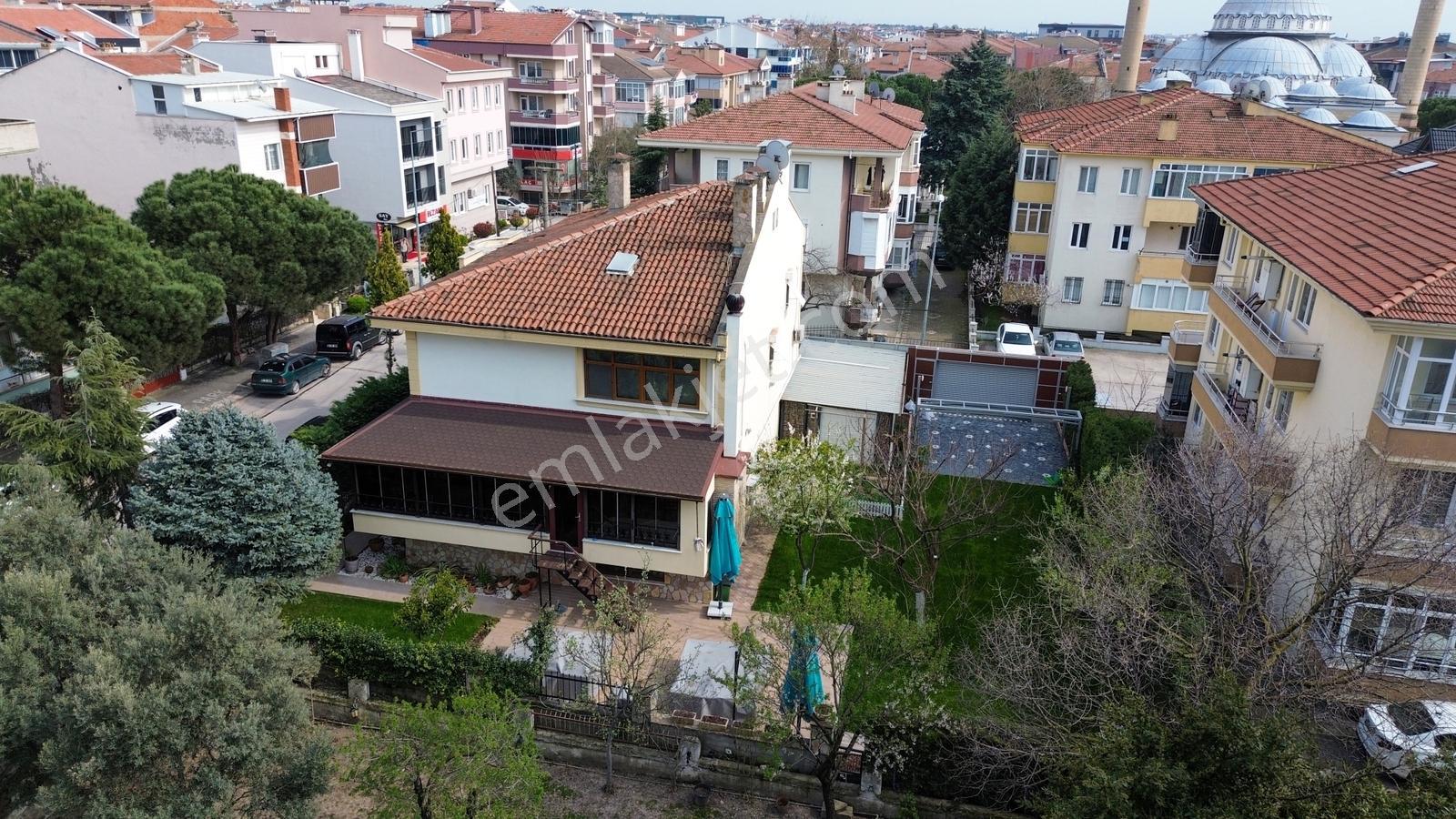 Balıkesir Bahçelievler Mahallesi'nde Satılık Emsalsiz Villa - Görsel 7