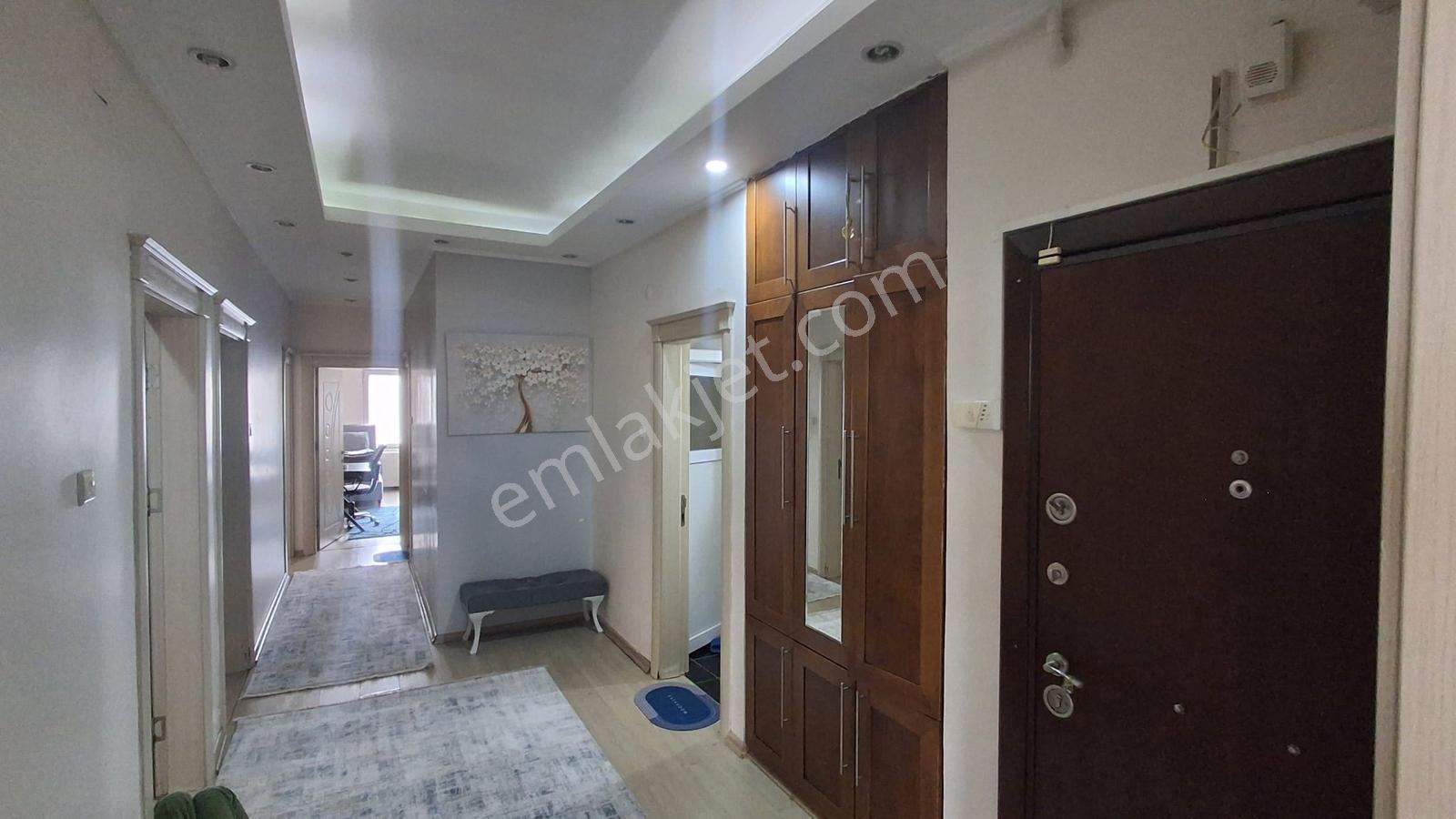 Babacandan Yenişehir Emniyet Cadesinde İçi Yapılı 3+1 Lüks Daire - Görsel 5