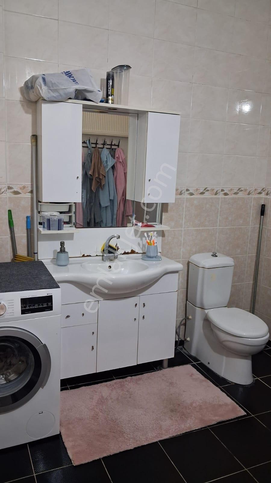 Babacandan Yenişehir Emniyet Cadesinde İçi Yapılı 3+1 Lüks Daire - Görsel 21