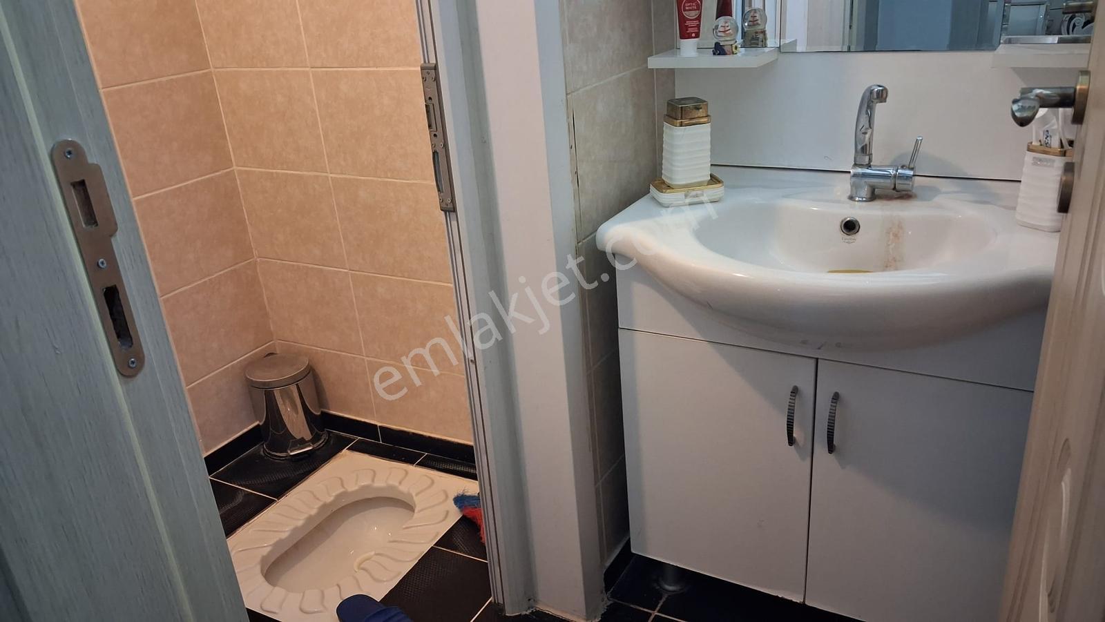 Babacandan Yenişehir Emniyet Cadesinde İçi Yapılı 3+1 Lüks Daire - Görsel 8