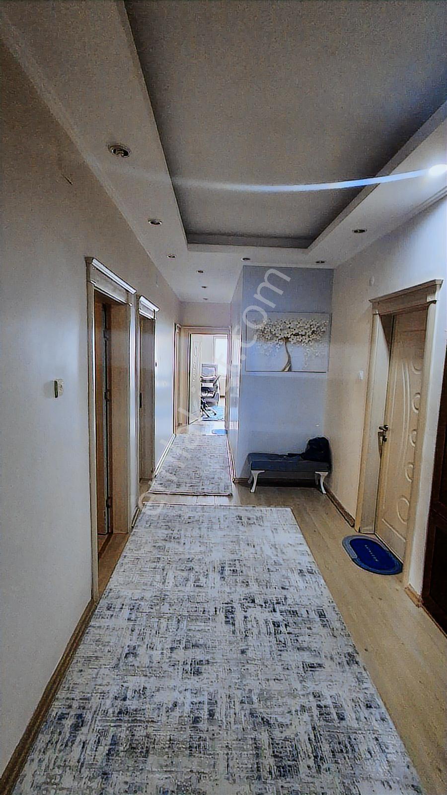 Babacandan Yenişehir Emniyet Cadesinde İçi Yapılı 3+1 Lüks Daire - Görsel 18
