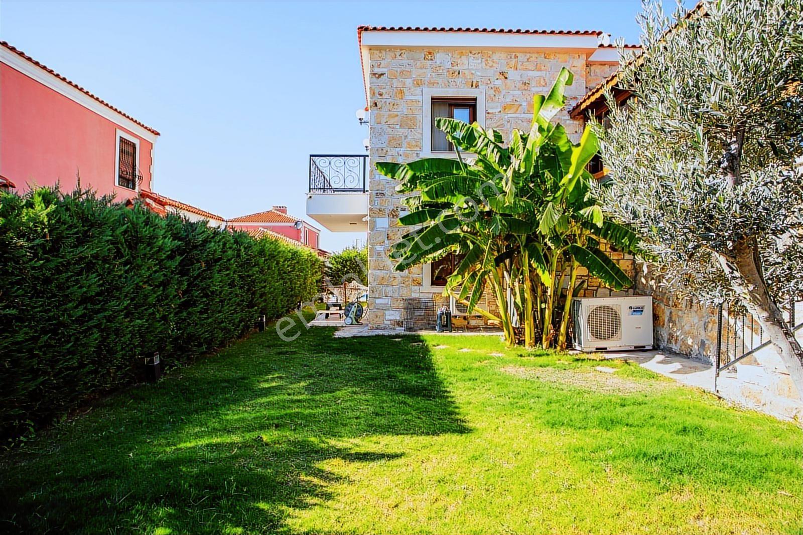 Foça Yenibağarası Mah. Satılık 4+1 Müstakil Villa - Görsel 22