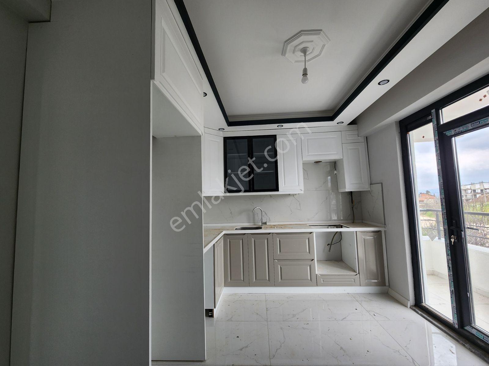 Başıskele Yeşilyurt 'ta 3+1 Kiralık Daire - Görsel 15