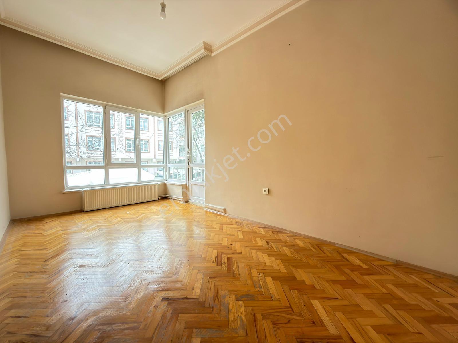 Etlik Hast. Bölgesi Yakını Kiralık Y.giriş 2+1 Balkonlu 90m2 Net - Görsel 11