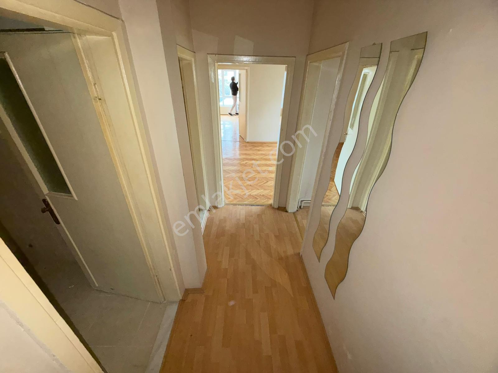 Etlik Hast. Bölgesi Yakını Kiralık Y.giriş 2+1 Balkonlu 90m2 Net - Görsel 23