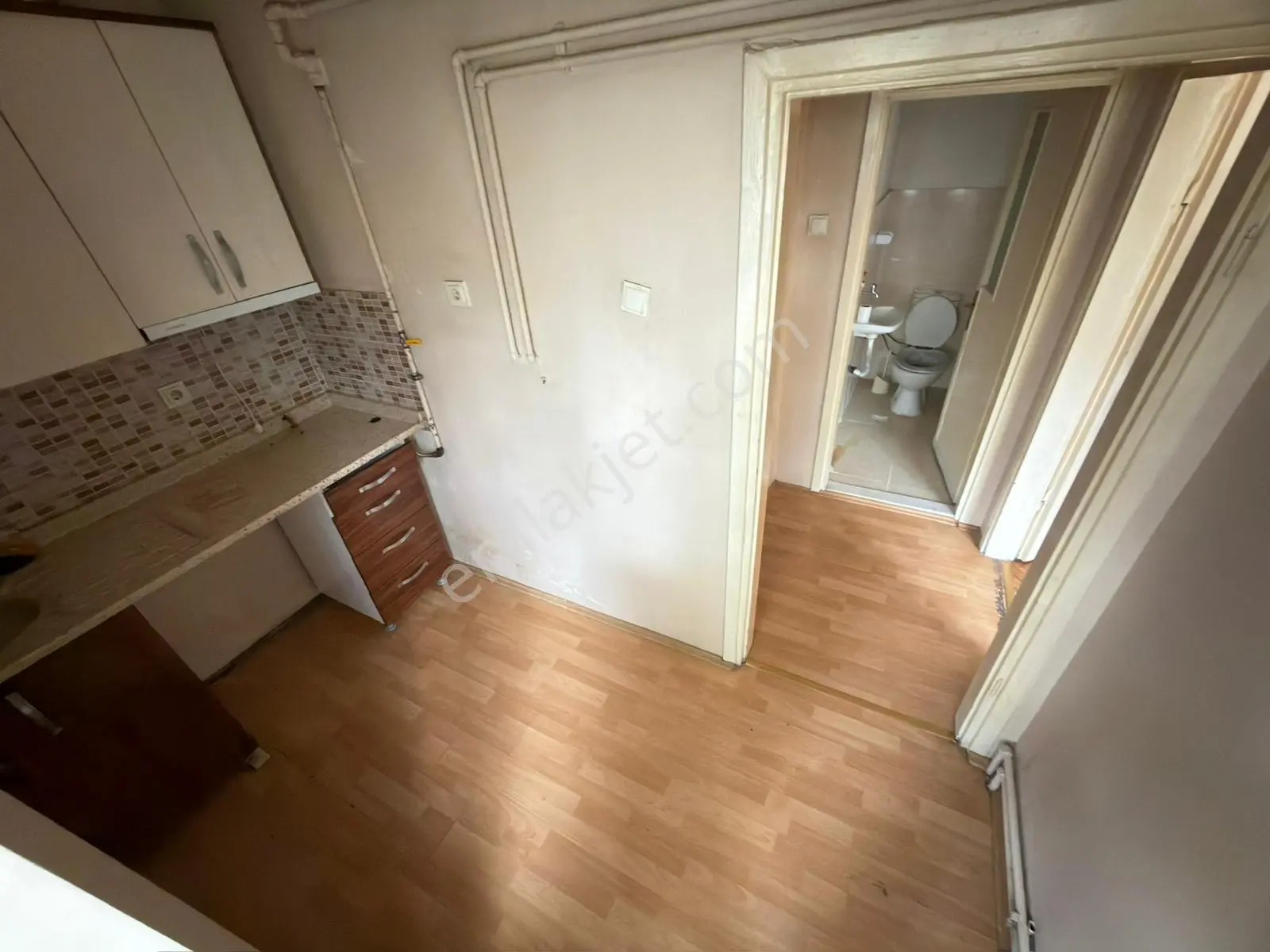 Etlik Hast. Bölgesi Yakını Kiralık Y.giriş 2+1 Balkonlu 90m2 Net - Görsel 2