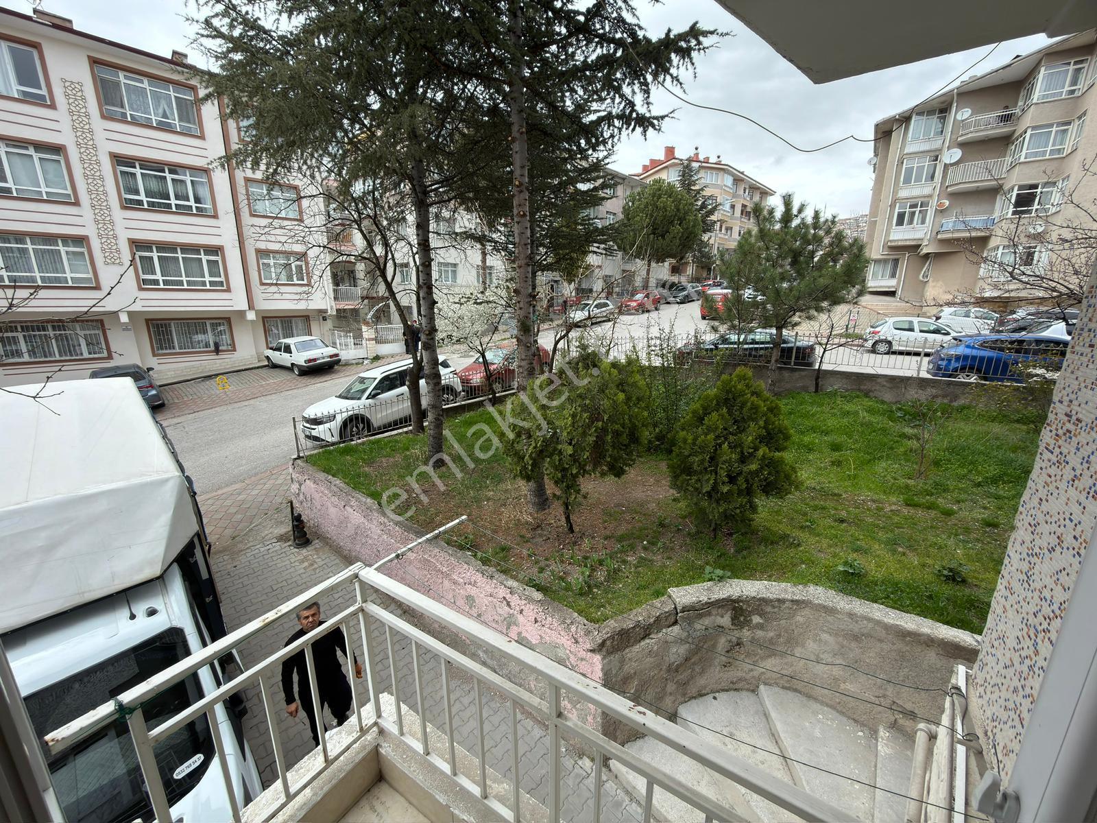 Etlik Hast. Bölgesi Yakını Kiralık Y.giriş 2+1 Balkonlu 90m2 Net - Görsel 17