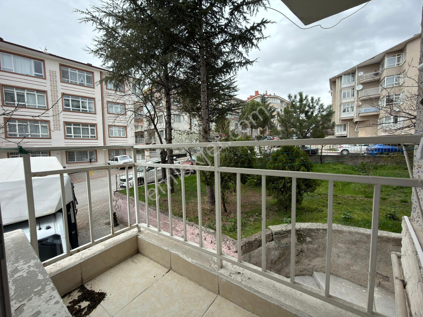 Etlik Hast. Bölgesi Yakını Kiralık Y.giriş 2+1 Balkonlu 90m2 Net - Görsel 16