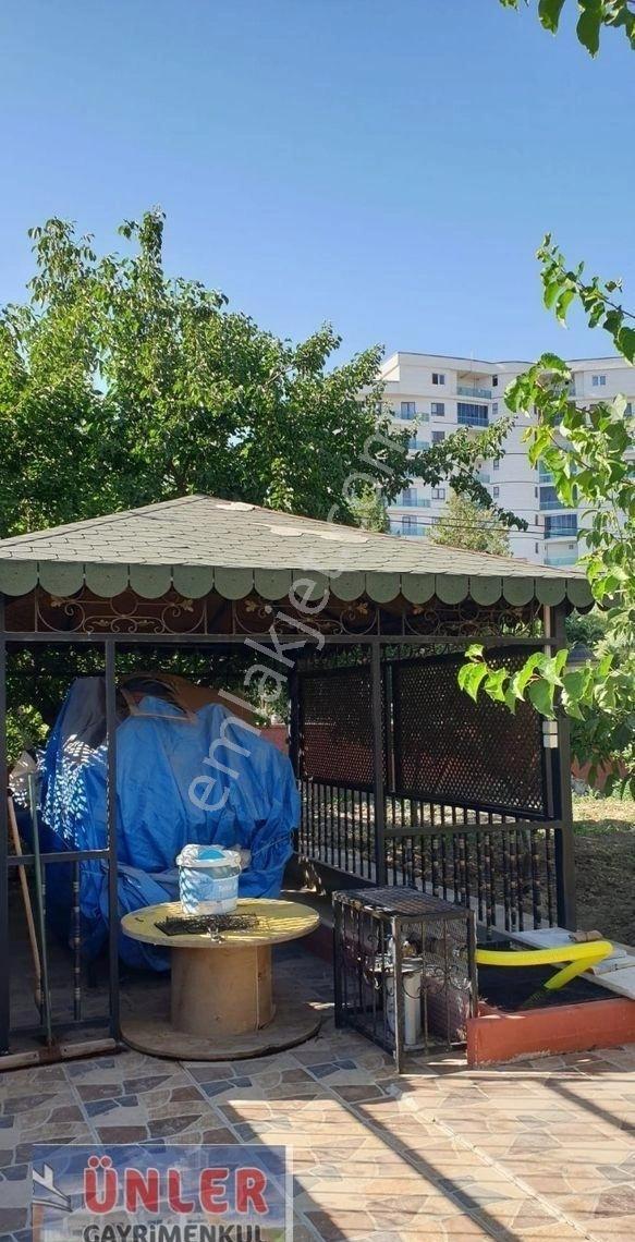Talatpaşada Full Yapılı Eşyalı Süper Lüks Bahçeli Müstakil Ev - Görsel 4