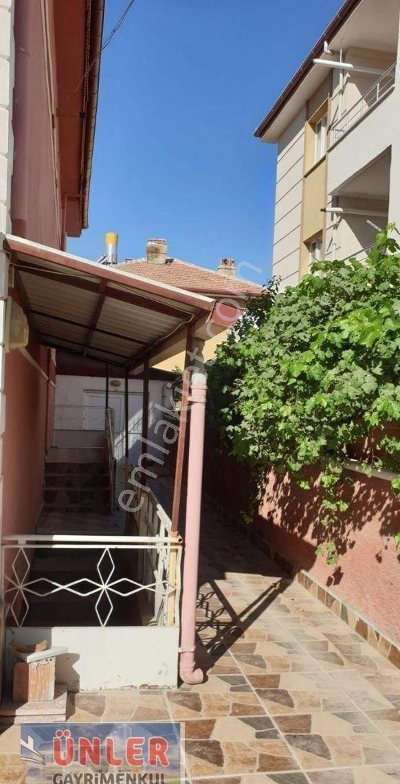 Talatpaşada Full Yapılı Eşyalı Süper Lüks Bahçeli Müstakil Ev - Görsel 7