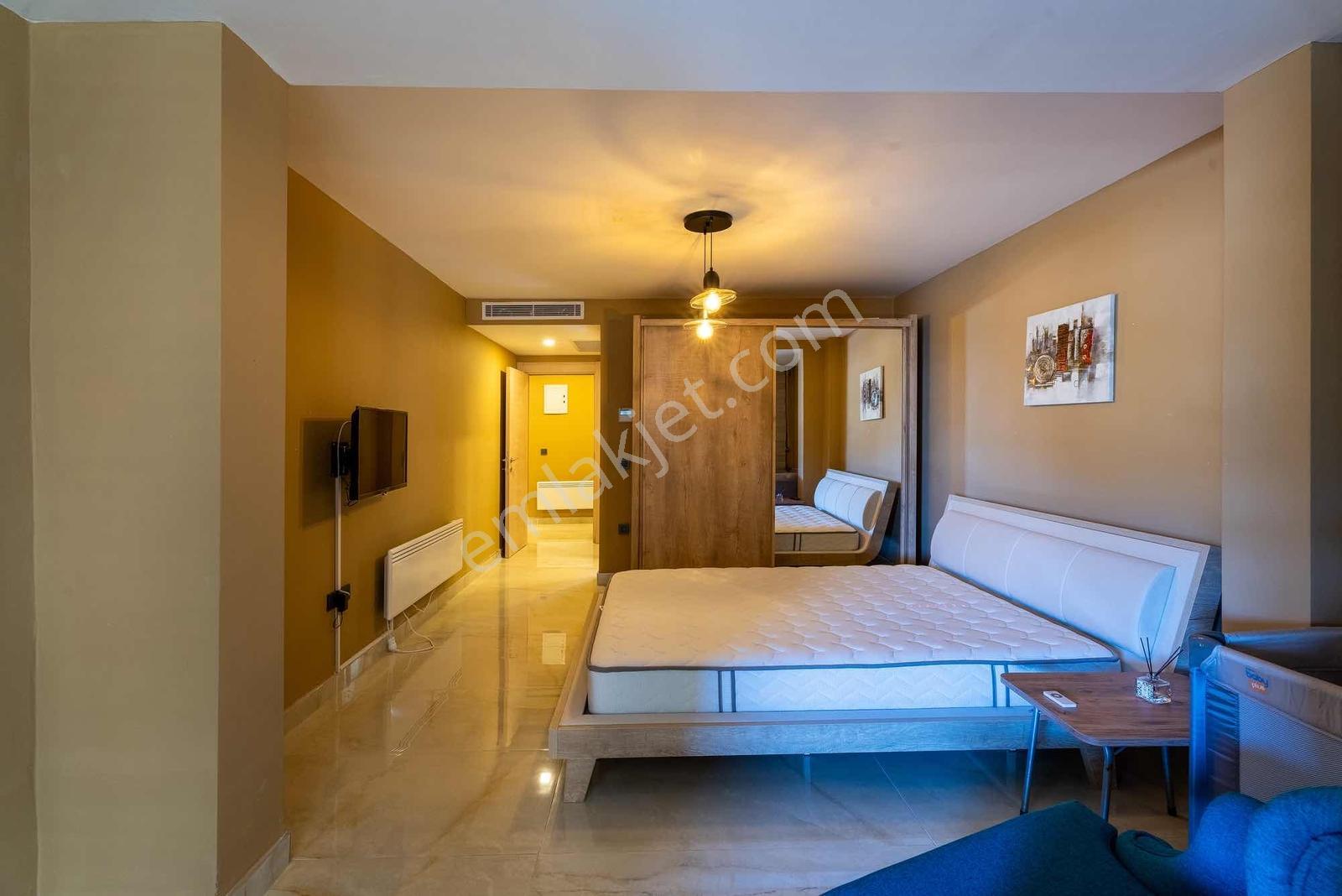 Bardakçı Mirage Marin Sitesi'nde Deniz Manzaralı Tripleks - Görsel 7