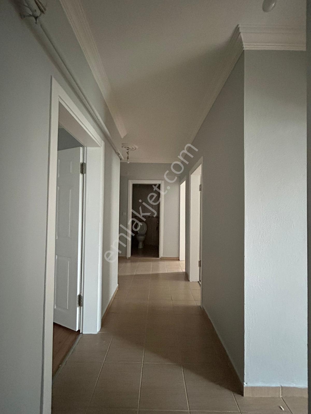 İstasyon Mahallesinde Kiralık 3+1 Yüksek Giriş Daire - Görsel 15