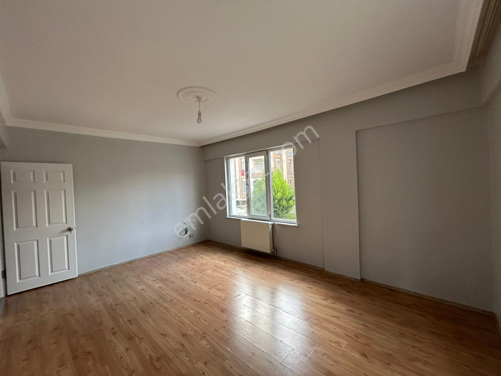 İstasyon Mahallesinde Kiralık 3+1 Yüksek Giriş Daire - Görsel 6