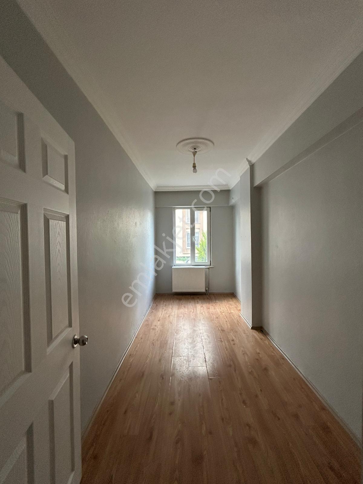 İstasyon Mahallesinde Kiralık 3+1 Yüksek Giriş Daire - Görsel 26
