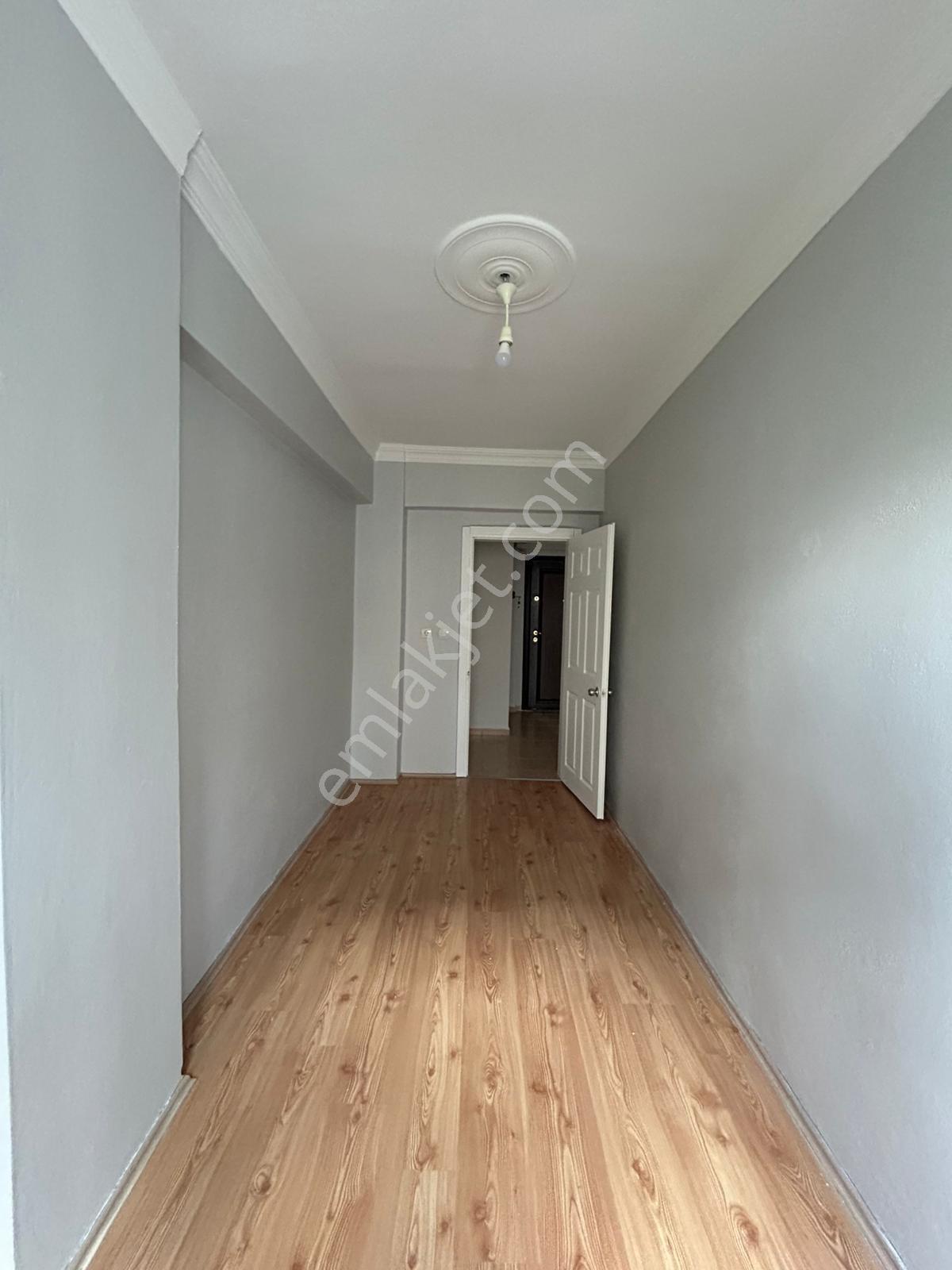 İstasyon Mahallesinde Kiralık 3+1 Yüksek Giriş Daire - Görsel 27