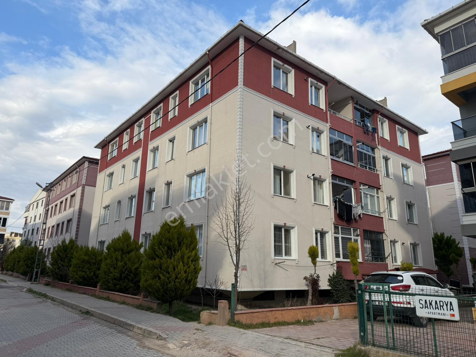 İstasyon Mahallesinde Kiralık 3+1 Yüksek Giriş Daire - Görsel 13