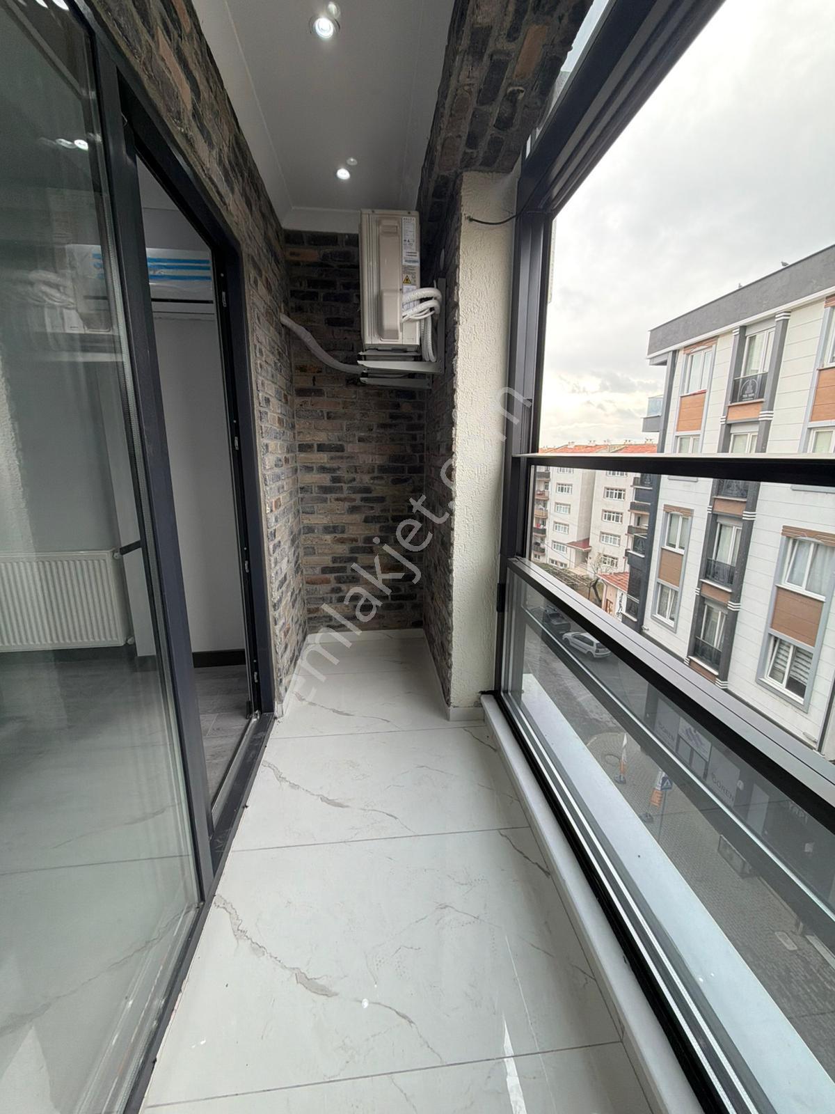 Karacaibrahim Mah Kurtuluş Cad. Üzeri Kiralık 2+0 Balkonlu Daire - Görsel 15