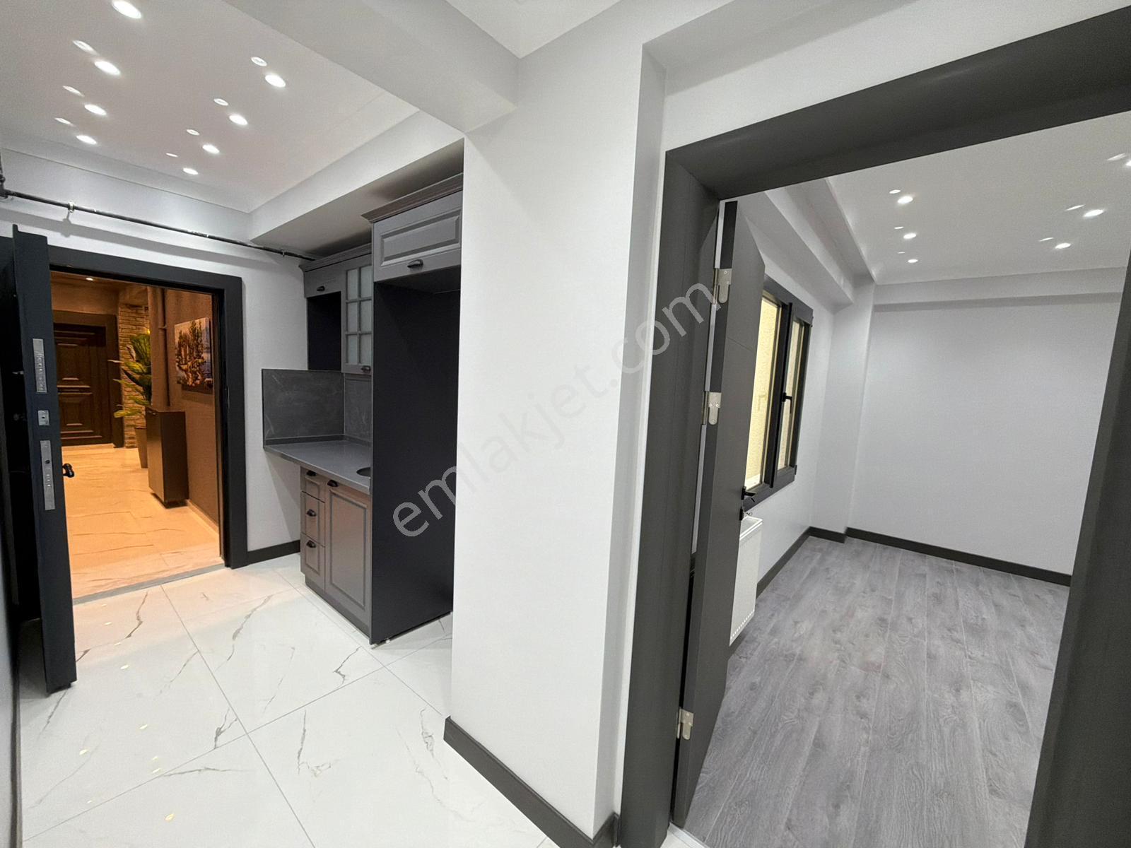 Karacaibrahim Mah Kurtuluş Cad. Üzeri Kiralık 2+0 Balkonlu Daire - Görsel 27