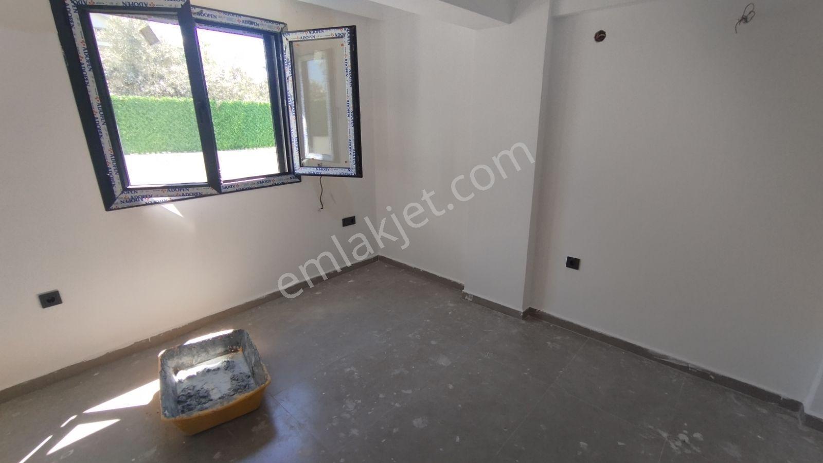 İlkon'dan Çiftlik'te Havuzlu Ve Jakuzili 4+1 Tripleks Villa - Görsel 29