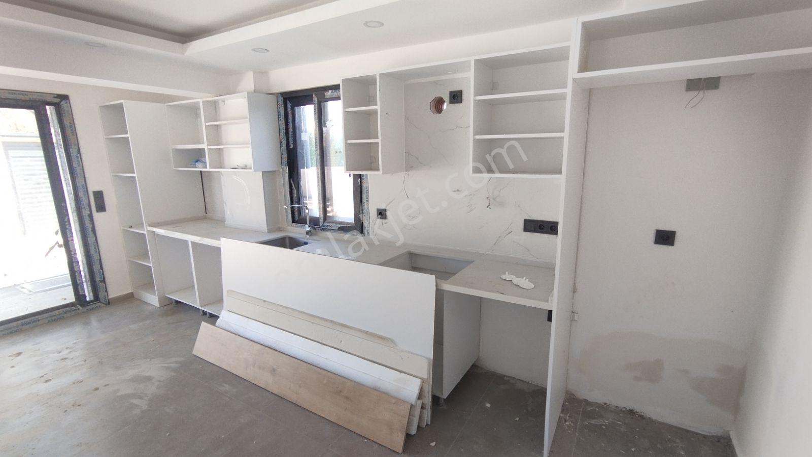 İlkon'dan Çiftlik'te Havuzlu Ve Jakuzili 4+1 Tripleks Villa - Görsel 35