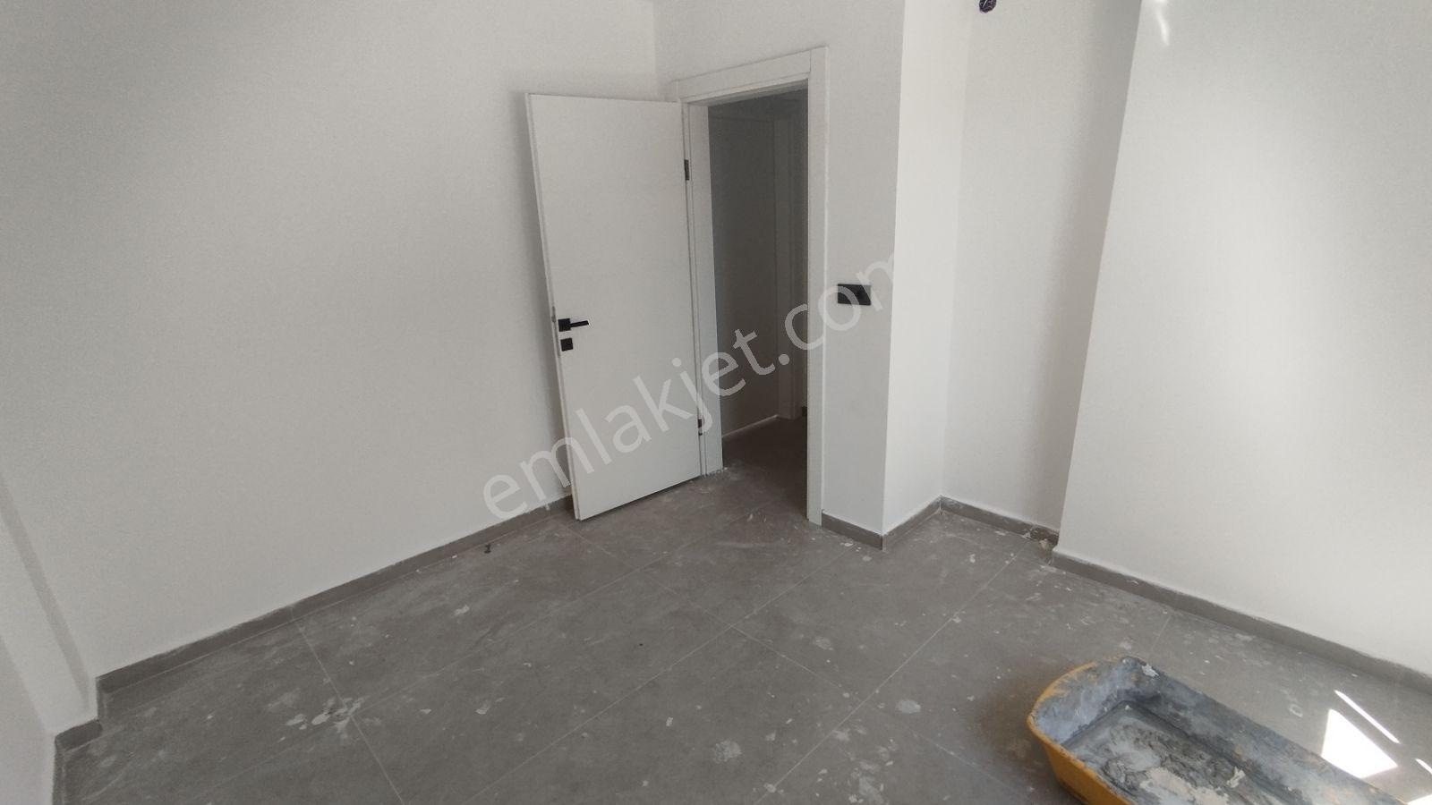 İlkon'dan Çiftlik'te Havuzlu Ve Jakuzili 4+1 Tripleks Villa - Görsel 27