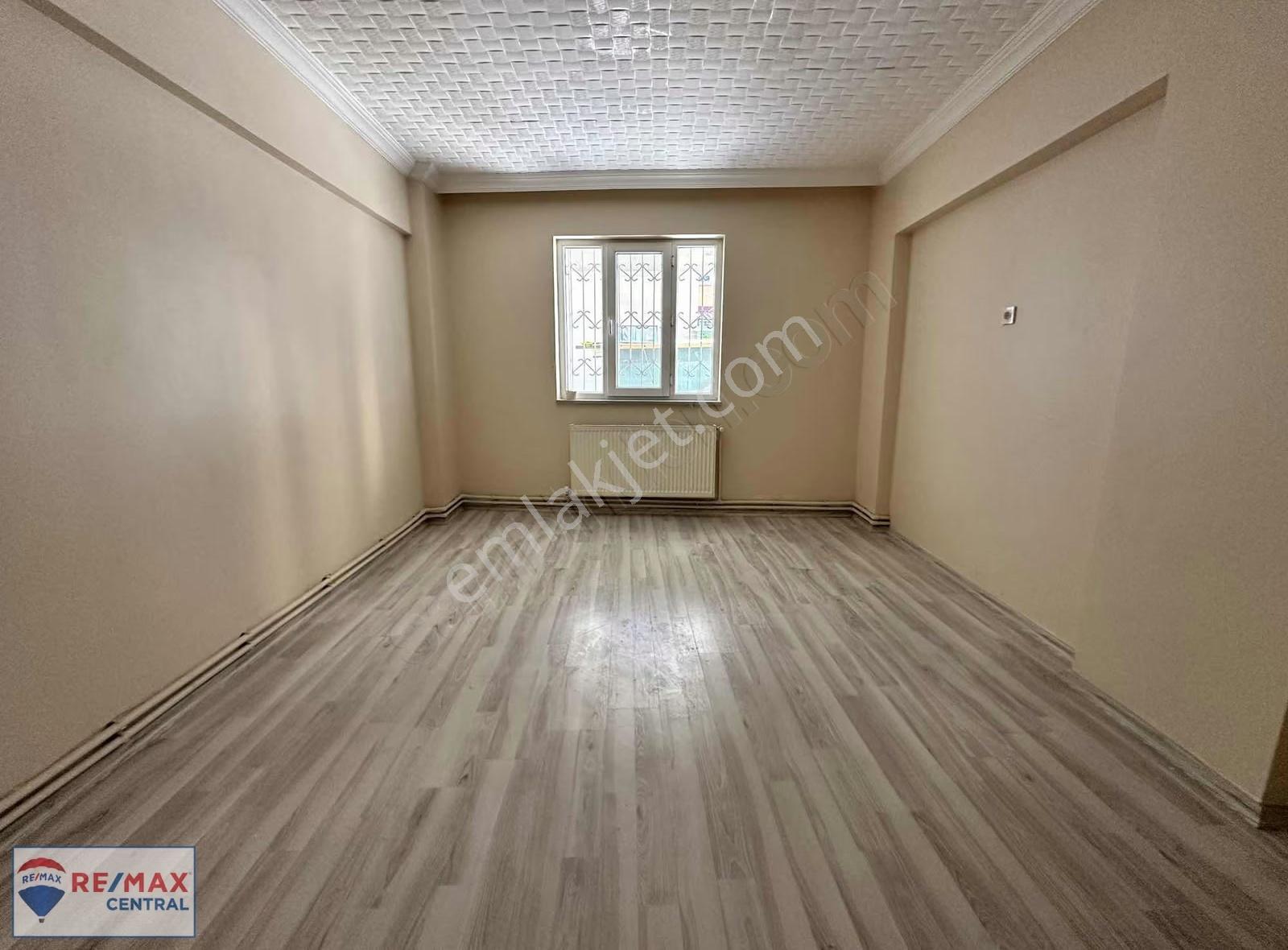 Remax Central'dan Mehmetpaşa'da 2+1 Satılık Daire - Görsel 12