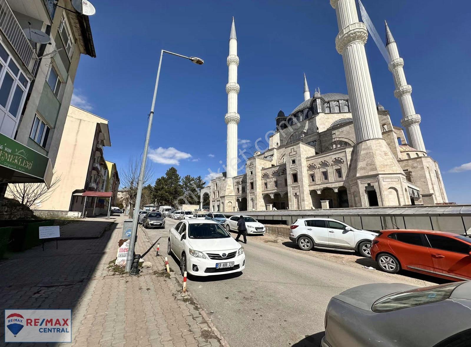 Remax Central'dan Mehmetpaşa'da 2+1 Satılık Daire - Görsel 6