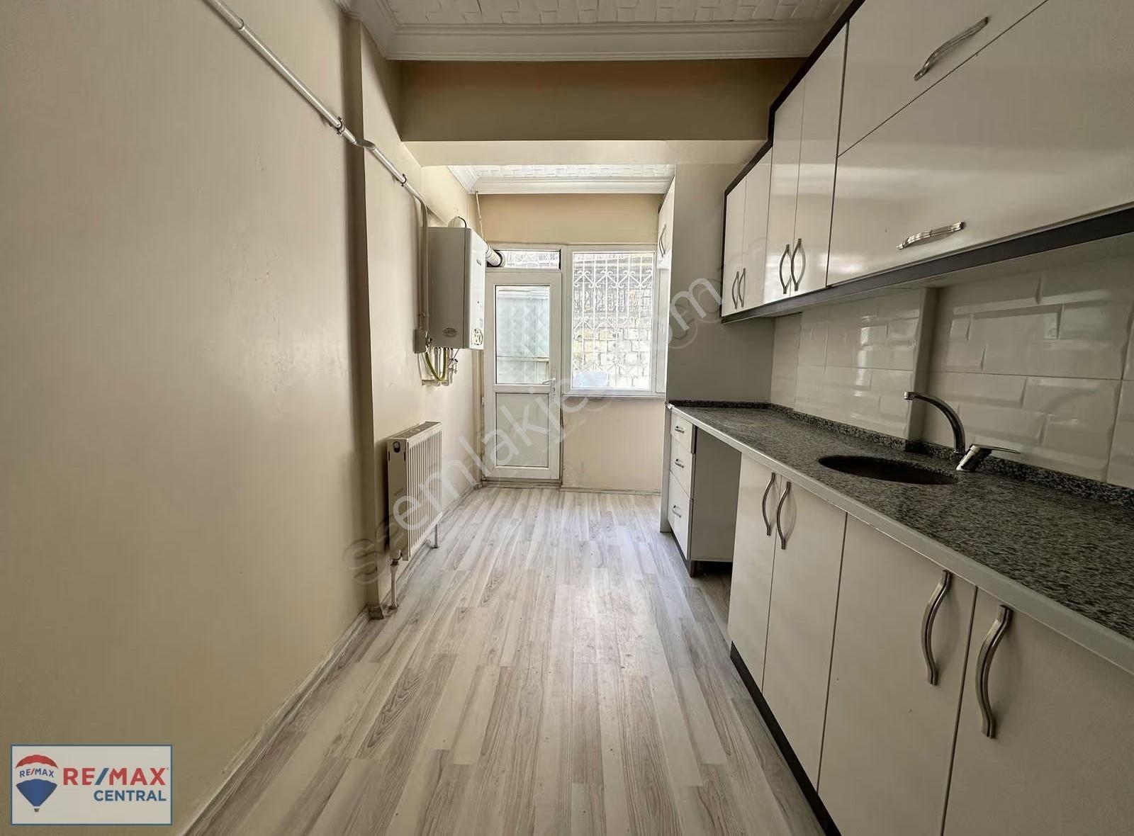Remax Central'dan Mehmetpaşa'da 2+1 Satılık Daire - Görsel 7