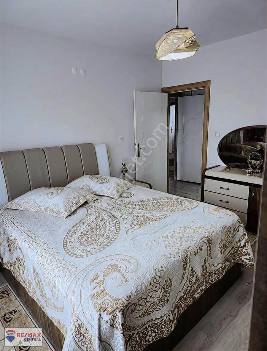 Re/max Central'dan Kış Bahçeli Ful Yapılı Arakat 3+1 Daire - Görsel 12