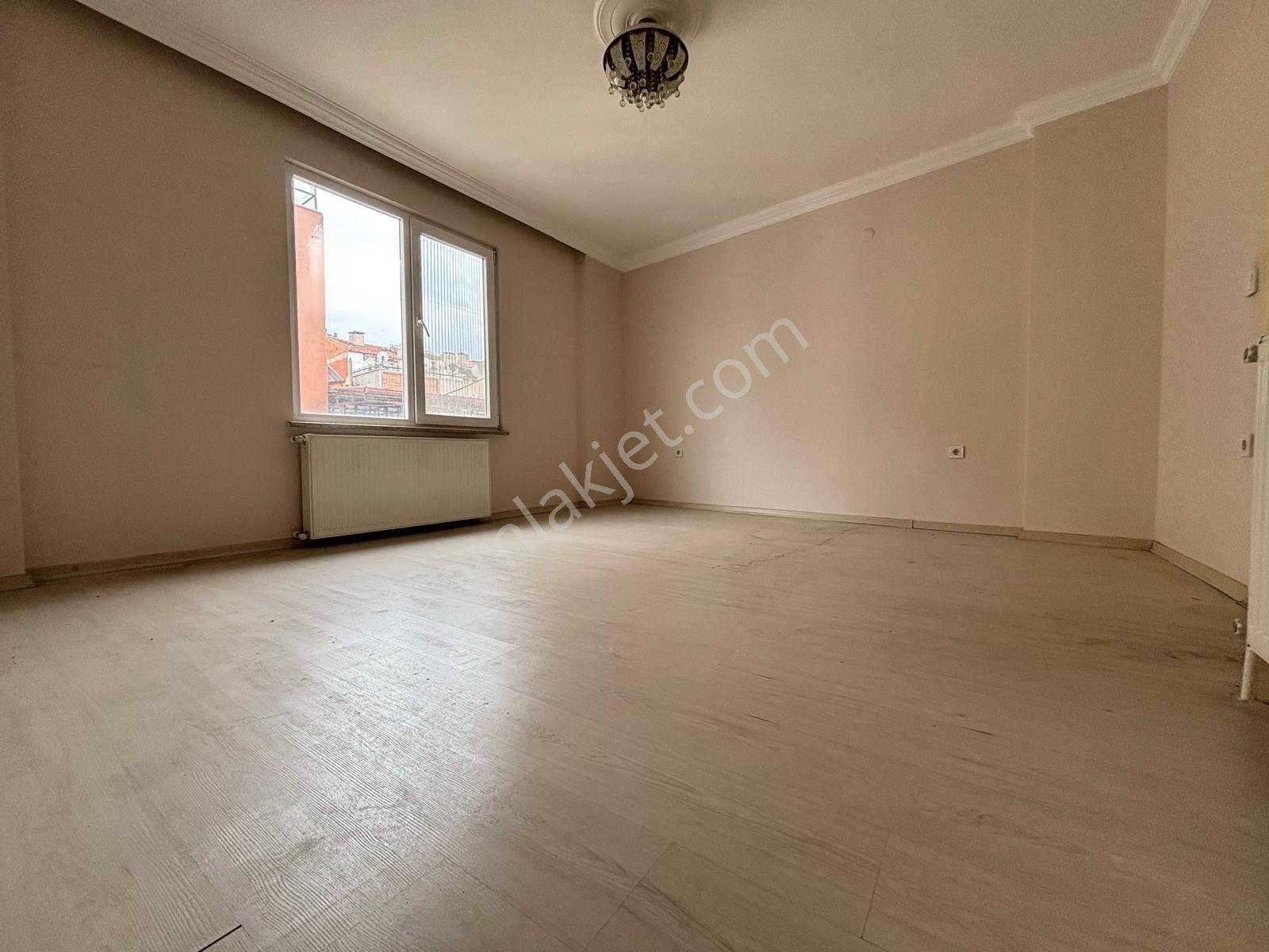 Mera Emlaktan Cumhuriyet Mh. Krediye Uygun 3+1 140m2 Daire - Görsel 10