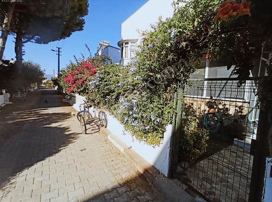 Burhaniye İmko Sitesinde Havuzlu, Bahçeli, Satılık 6+1 Villa - Görsel 13