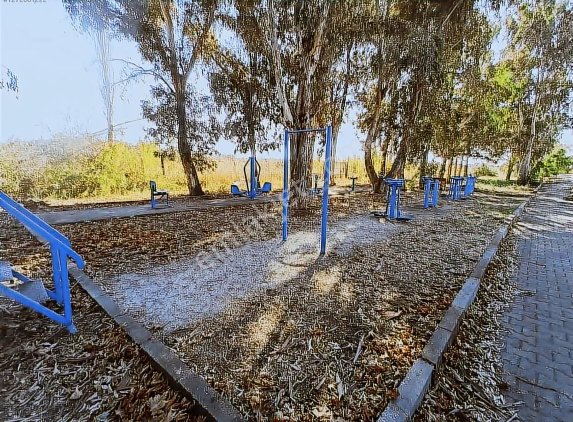 Burhaniye İmko Sitesinde Havuzlu, Bahçeli, Satılık 6+1 Villa - Görsel 12