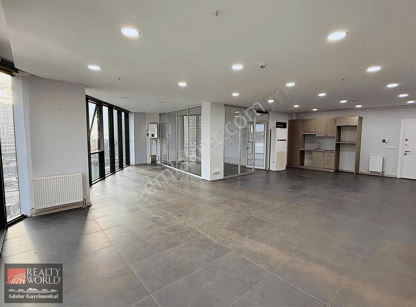 Ata Plaza Küçükyalı Merkezi Konumda Geniş 1+1 Kiralık Ofis - Görsel 5