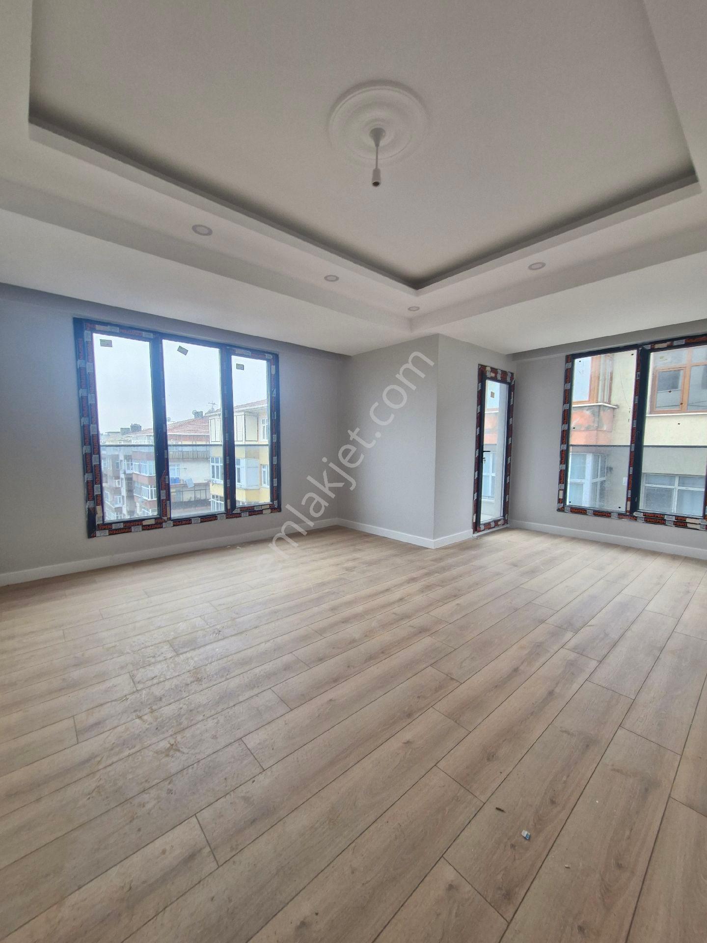 Cennet Mah. Site İçinde Satılık 80 M2 Sıfır 2+1 Lüks Daire - Görsel 2