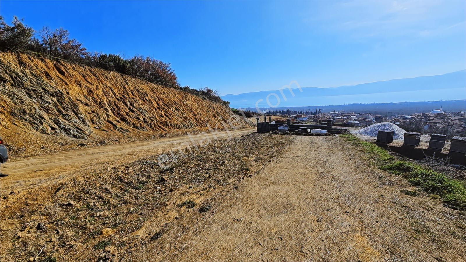Orhangazi Çakırlı'da 320 M²/ Göl Manzaralı Villa İmarlı Arsa - Görsel 10