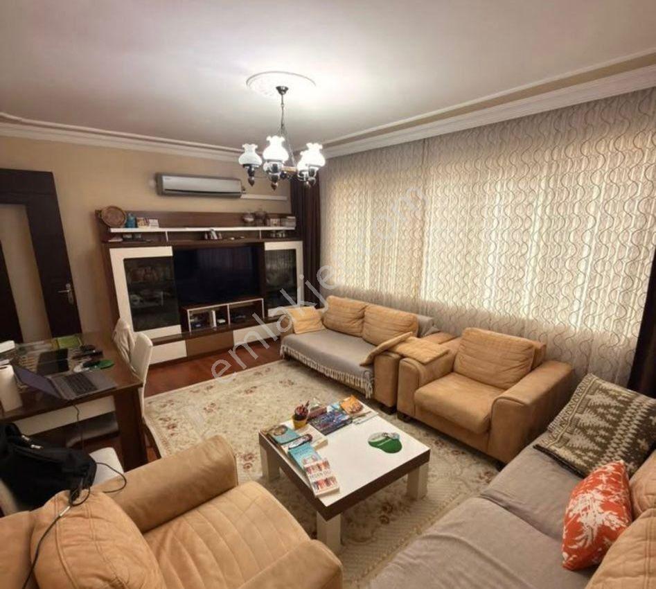 🏡 Göl-san Gayrimenkul’den 🏡 Turan Mah. 3+1 Arakat Satılık Daire