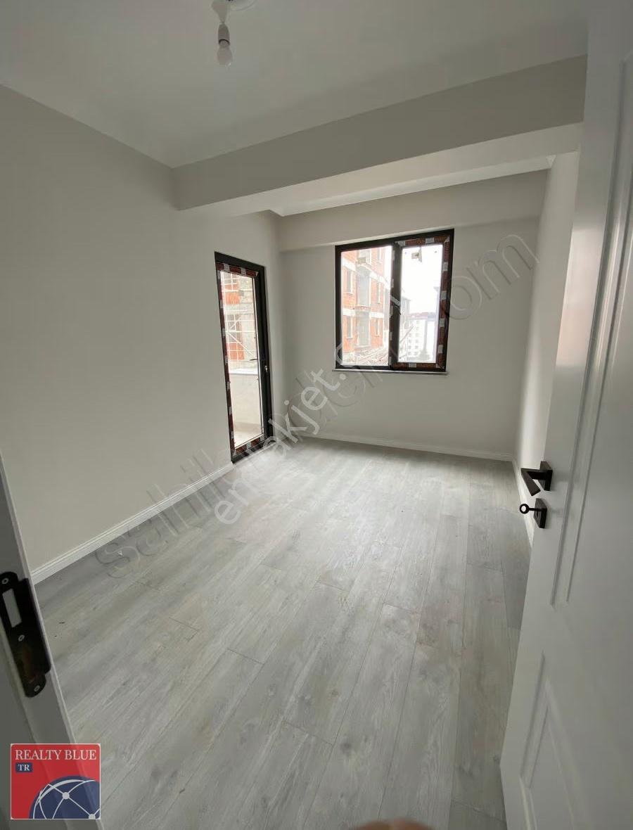 Sultanbeyli Merkezde 3+1 Kiralık Lüx Daire - Görsel 4
