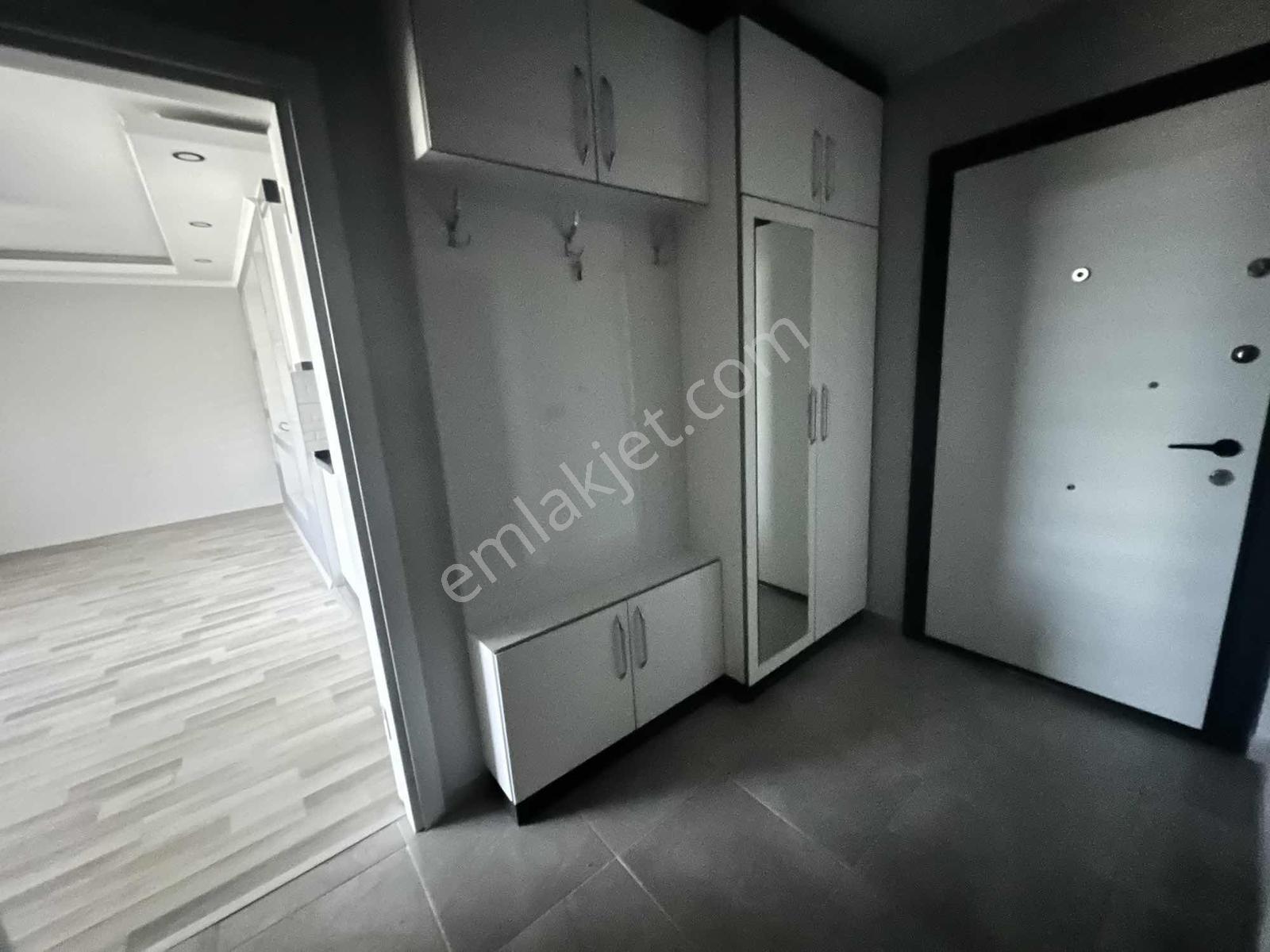 Cumhuriyet Mahallesi Havuzlu Kiralık 3+1 Dubleks Sıfır Daire - Görsel 5