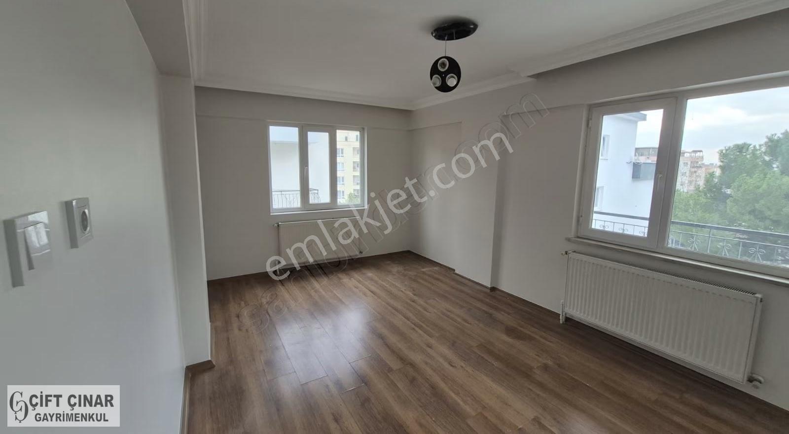 Uncubozköy Mah.de Mükemmel Konumda 3 Cepheli Teraslı Dubleks - Görsel 4