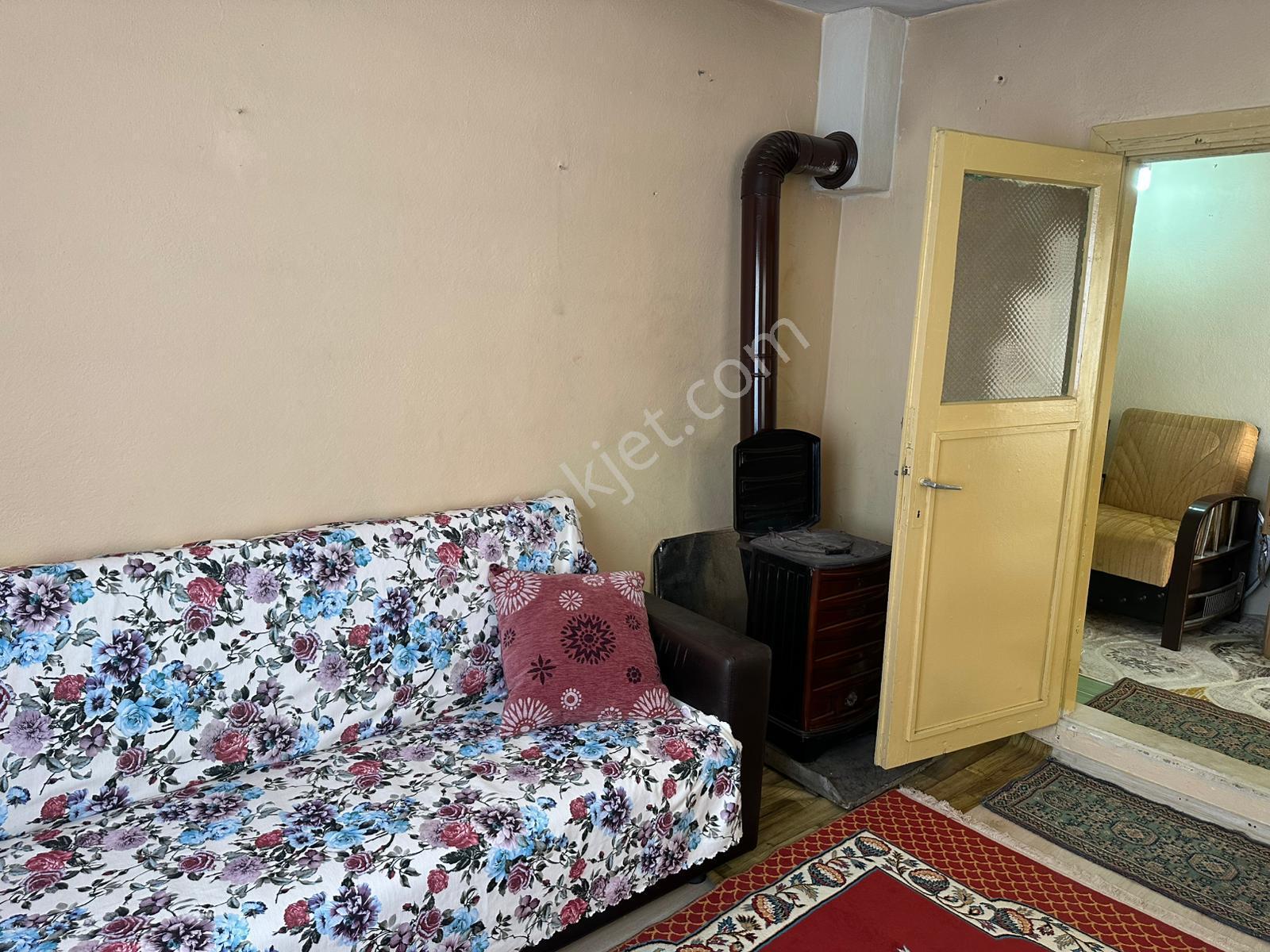 Bolkar Emlak’tan Arslanköy’de Satılık 2 Katlı Ev & 824 M² Arsası - Görsel 8