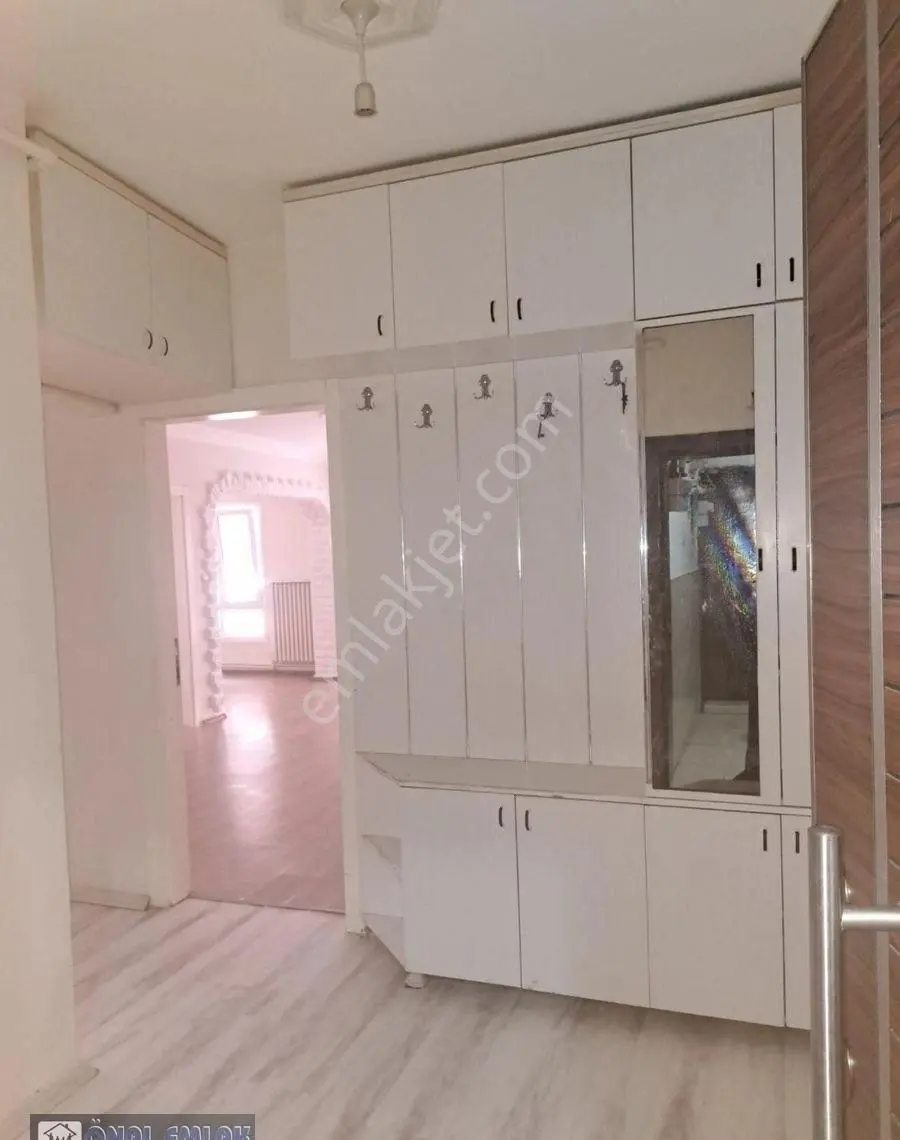 Önaldan Ankara Çankaya Dikmen Salkım Söğüt Caddesi Üzeri 3+1 Yüksek Giriş - Görsel 4