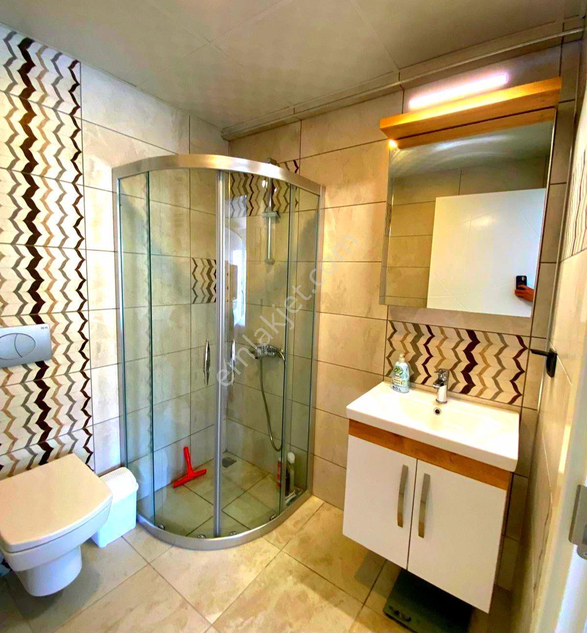 Kuşadasında Havuzlu Sitede Ful Eşyalı Doğalgazlı 2+1 Daire - Görsel 19