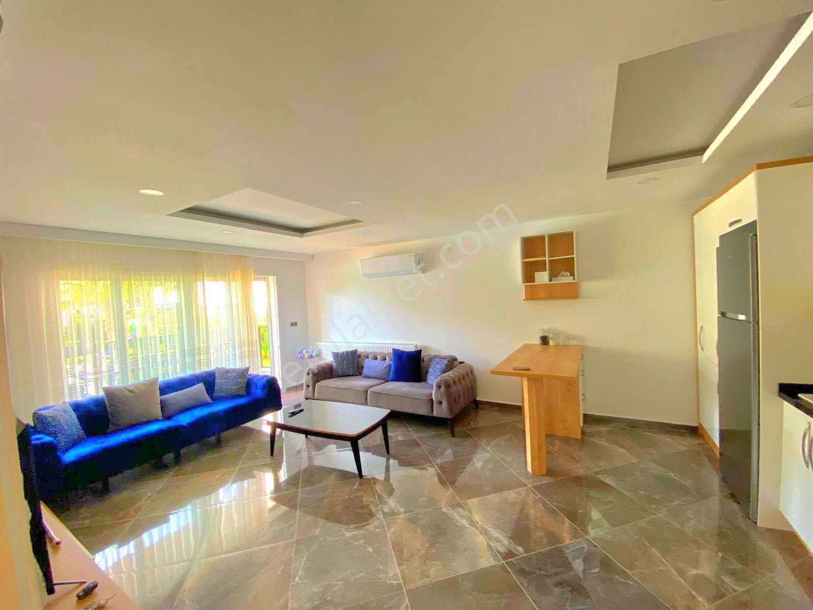 Kuşadasında Havuzlu Sitede Ful Eşyalı Doğalgazlı 2+1 Daire - Görsel 32