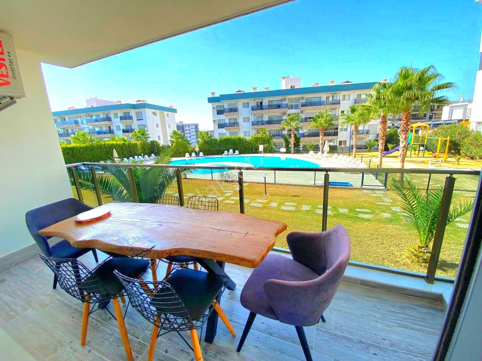Kuşadasında Havuzlu Sitede Ful Eşyalı Doğalgazlı 2+1 Daire - Görsel 35