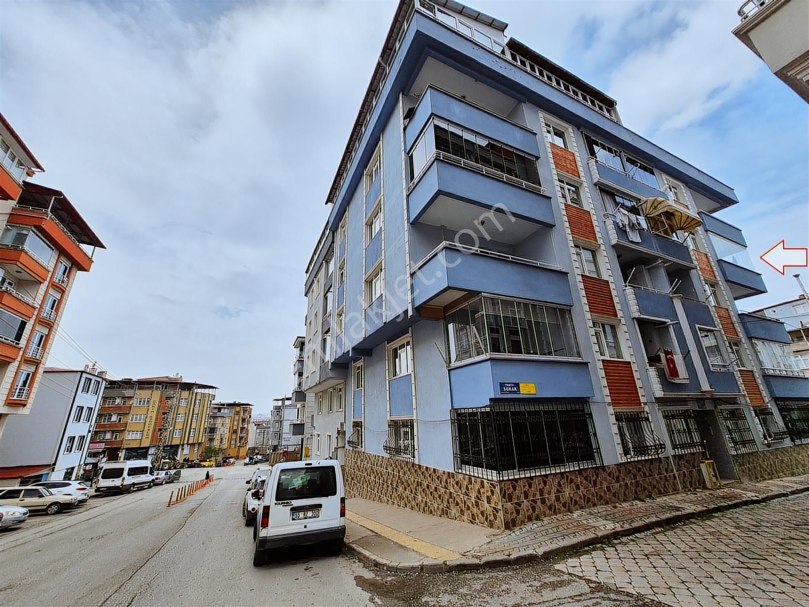 Canik Karşıyaka İskilip Bulvarı Üzerinde Satılık 3+1 Daire - Görsel 19